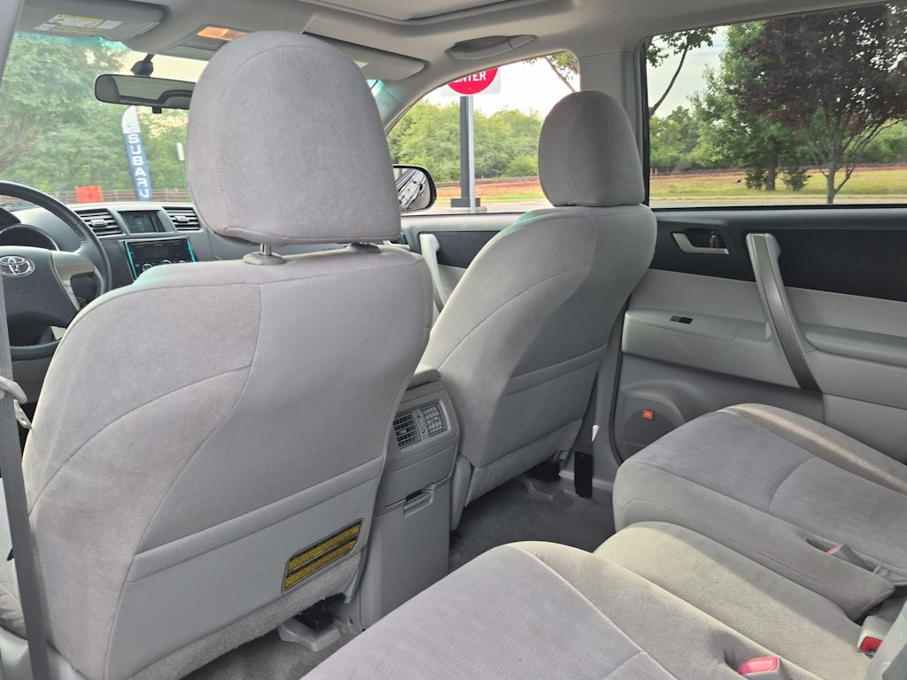 Thumbnail: 2009 Toyota Highlander - 12