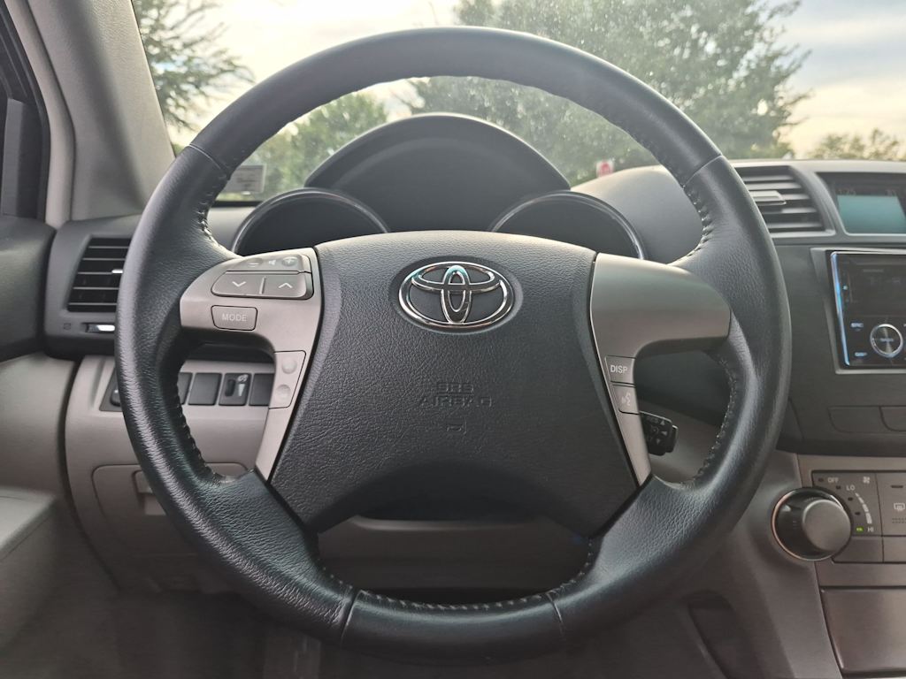 Thumbnail: 2009 Toyota Highlander - 13