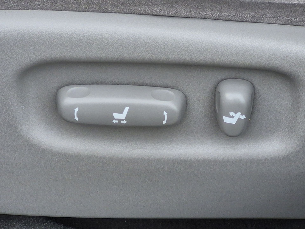 Thumbnail: 2009 Toyota Highlander - 23