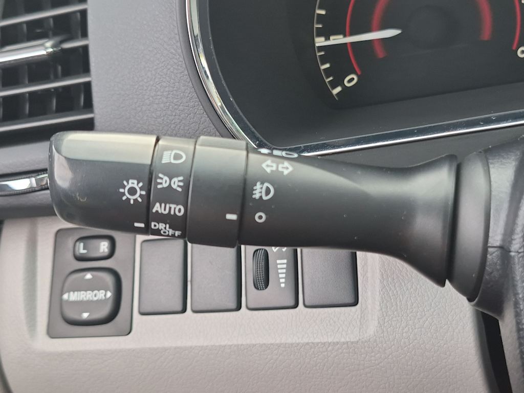 Thumbnail: 2009 Toyota Highlander - 30