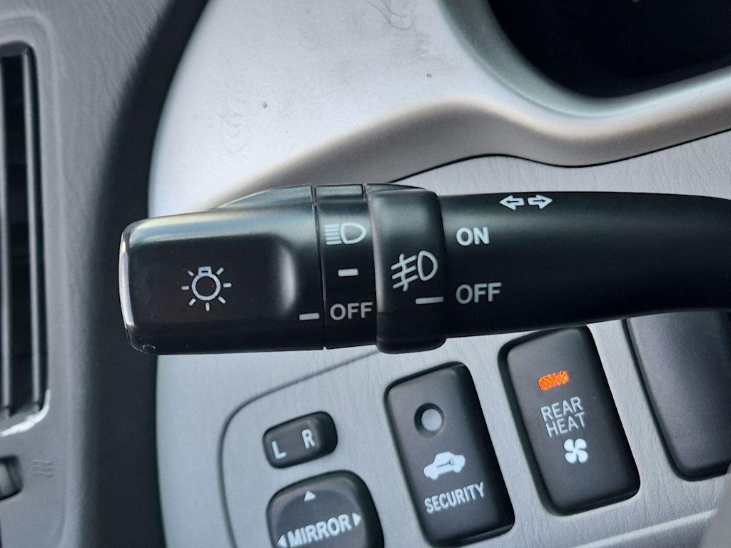 Thumbnail: 2006 Toyota Highlander - 28