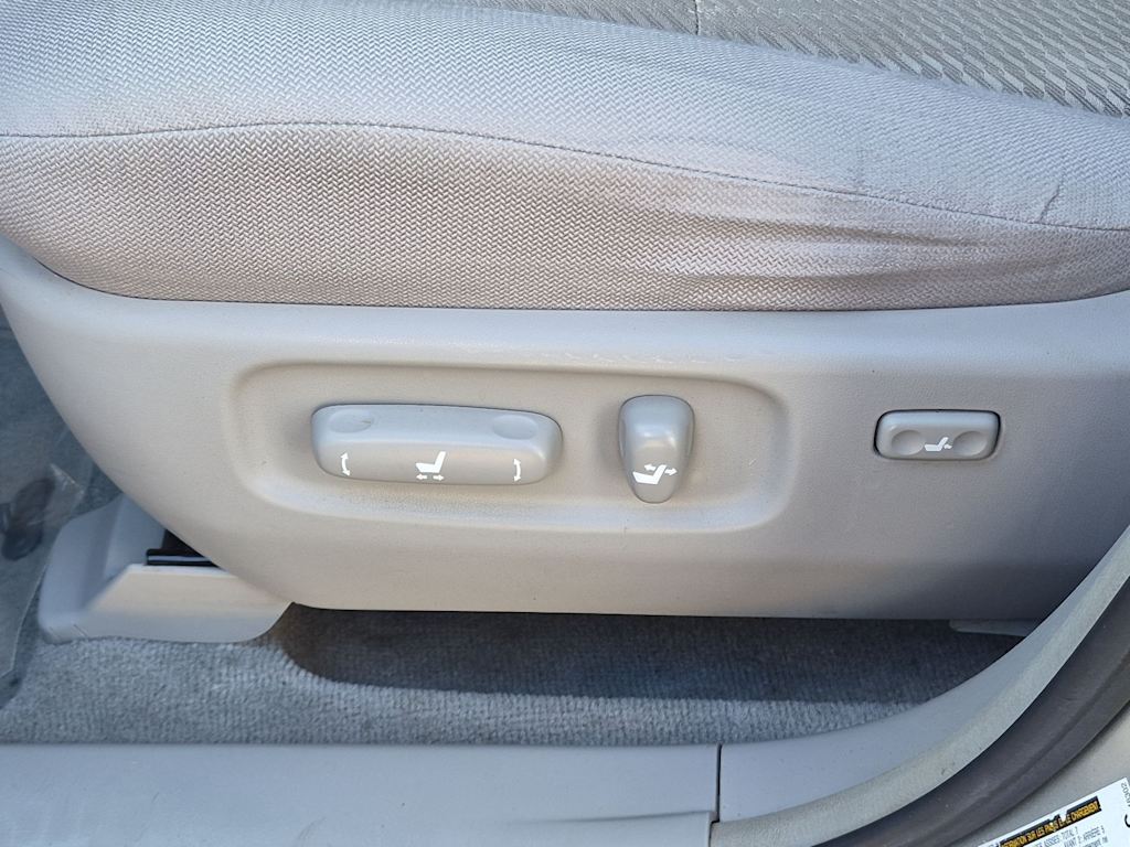 Thumbnail: 2006 Toyota Highlander - 23