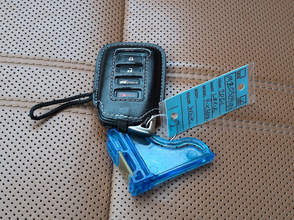 Thumbnail: 2021 Lexus RX - 18