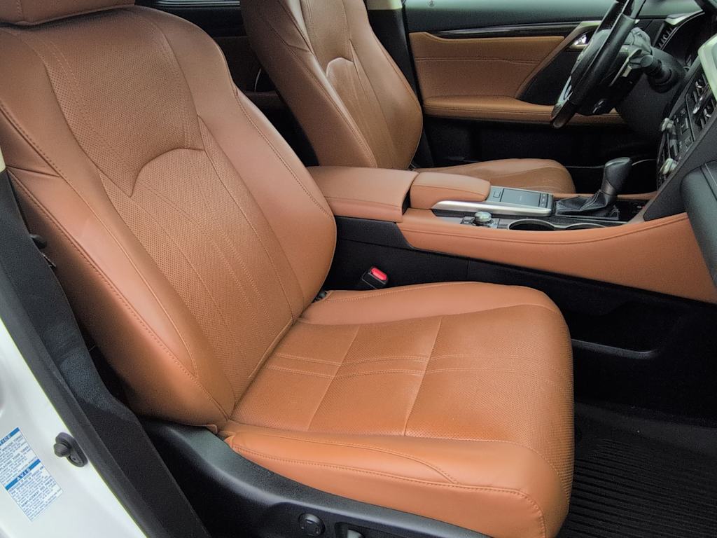 Thumbnail: 2021 Lexus RX - 30