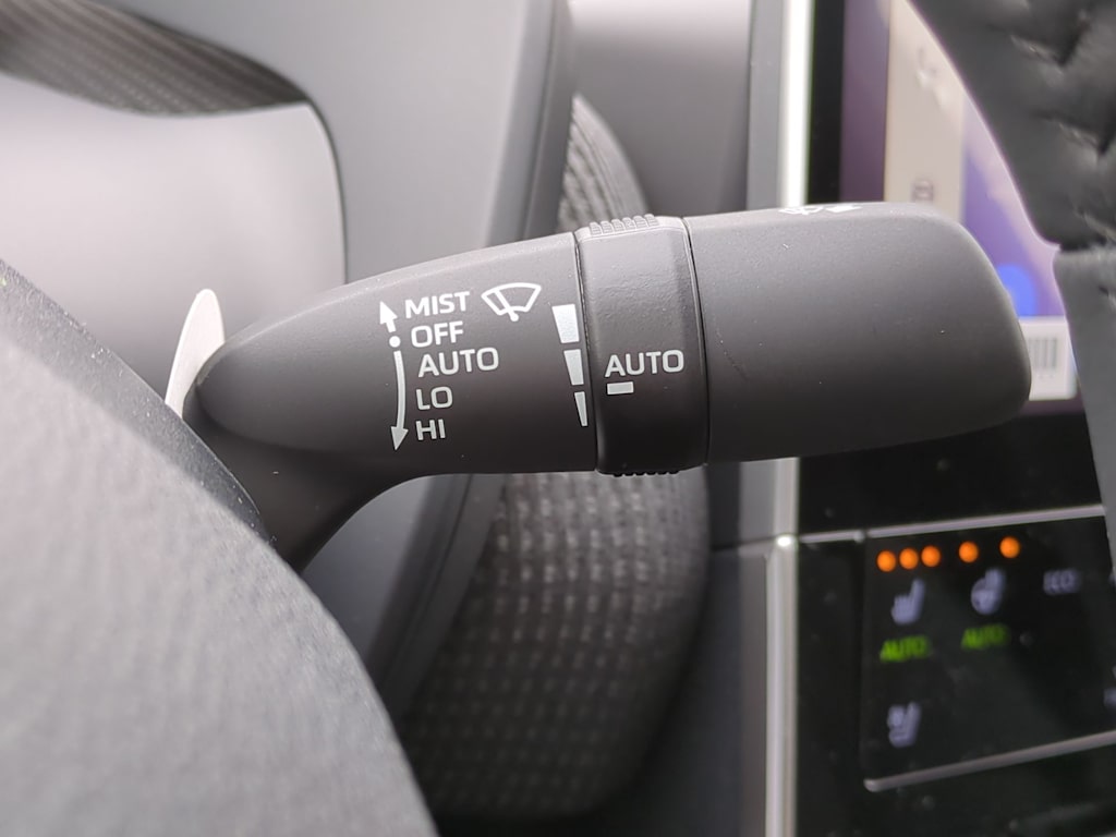 Thumbnail: 2025 Subaru Solterra - 33
