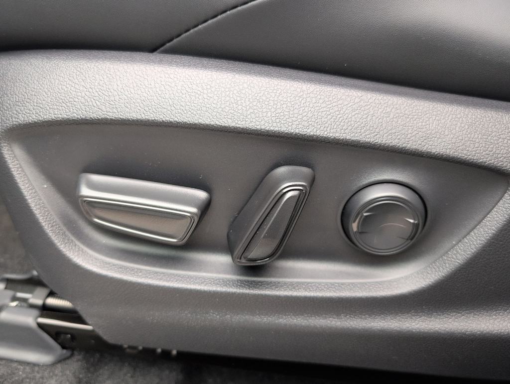 Thumbnail: 2026 Subaru Solterra - 26