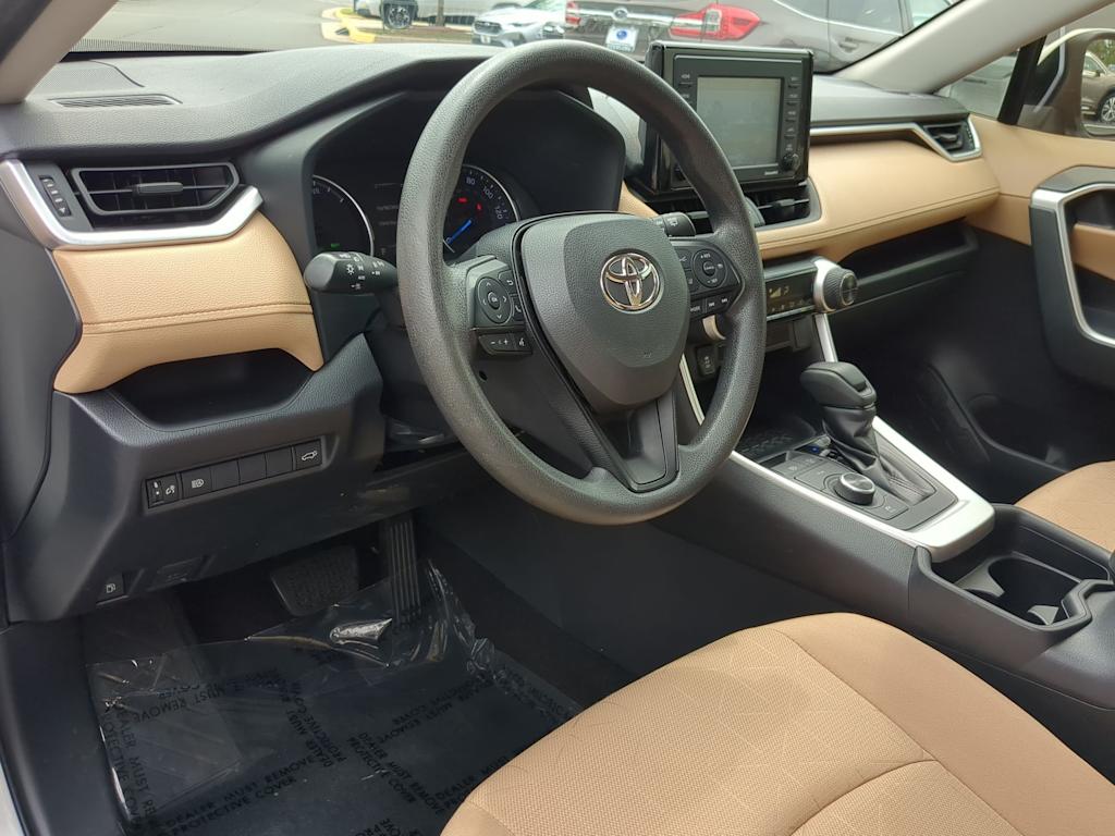 Thumbnail: 2020 Toyota RAV4 - 2