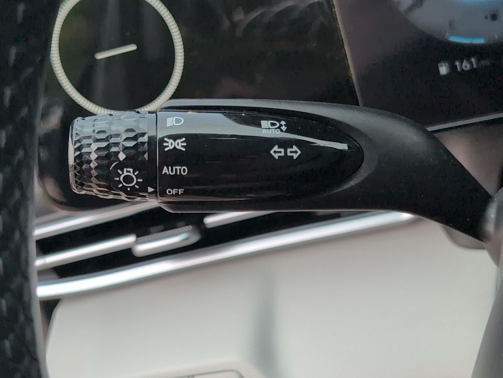 Thumbnail: 2024 Hyundai Elantra - 31