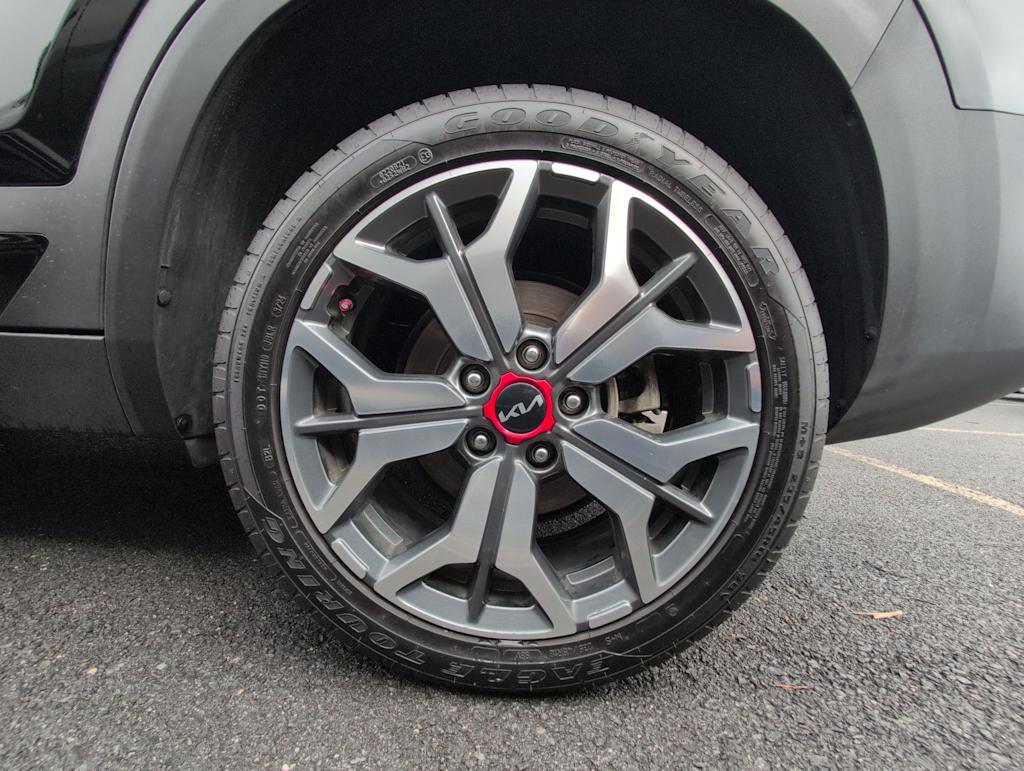 Thumbnail: 2023 Kia Seltos - 8