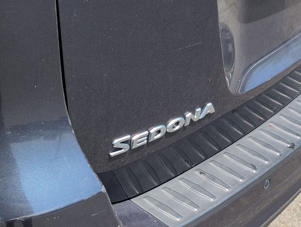 Thumbnail: 2016 Kia Sedona - 25