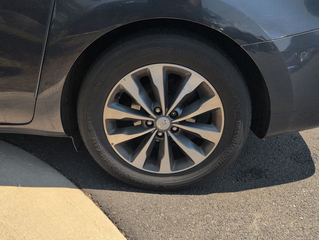 Thumbnail: 2016 Kia Sedona - 8