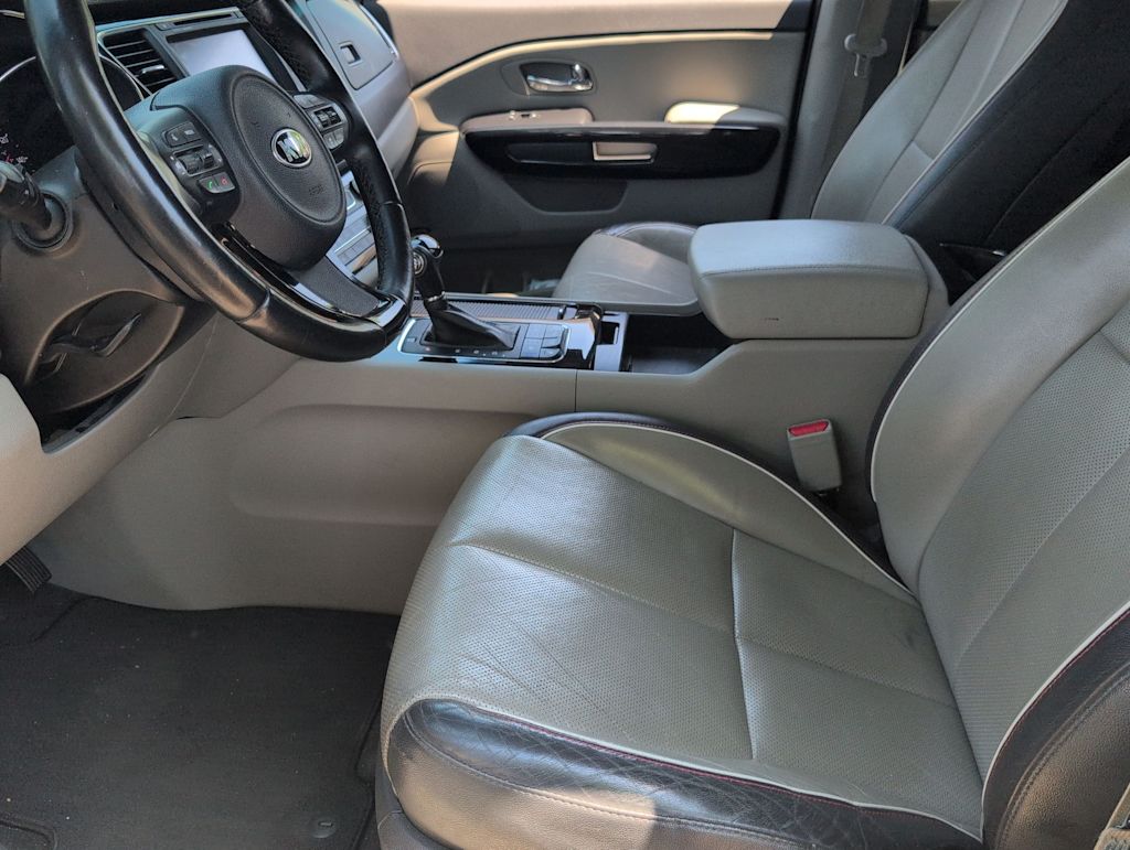 Thumbnail: 2016 Kia Sedona - 10