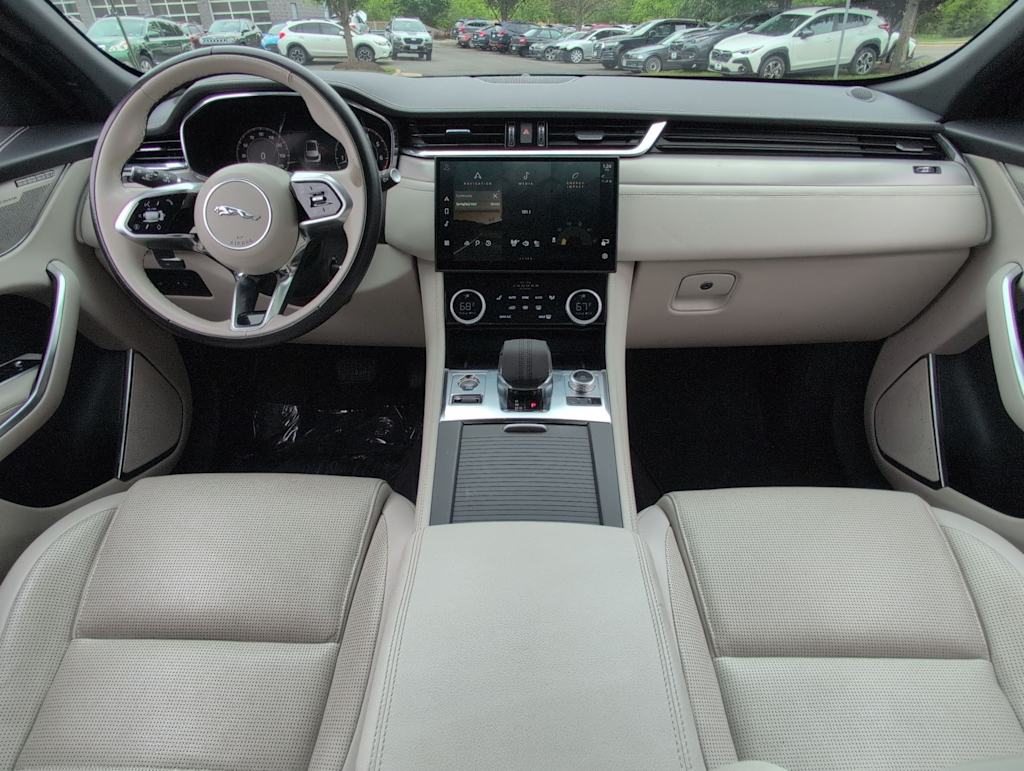Thumbnail: 2025 Jaguar F-Pace - 8
