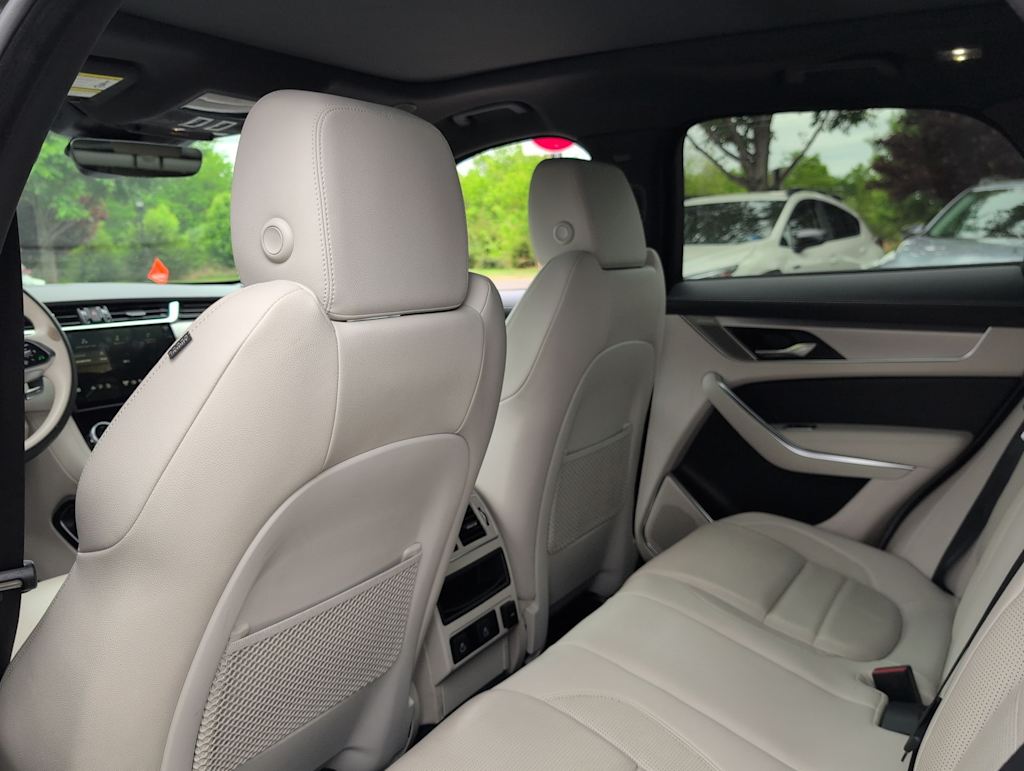 Thumbnail: 2025 Jaguar F-Pace - 11