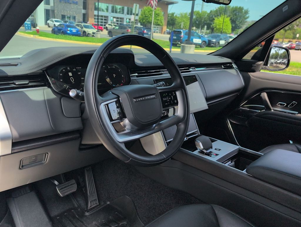 Thumbnail: 2024 Land Rover Range Rover - 2