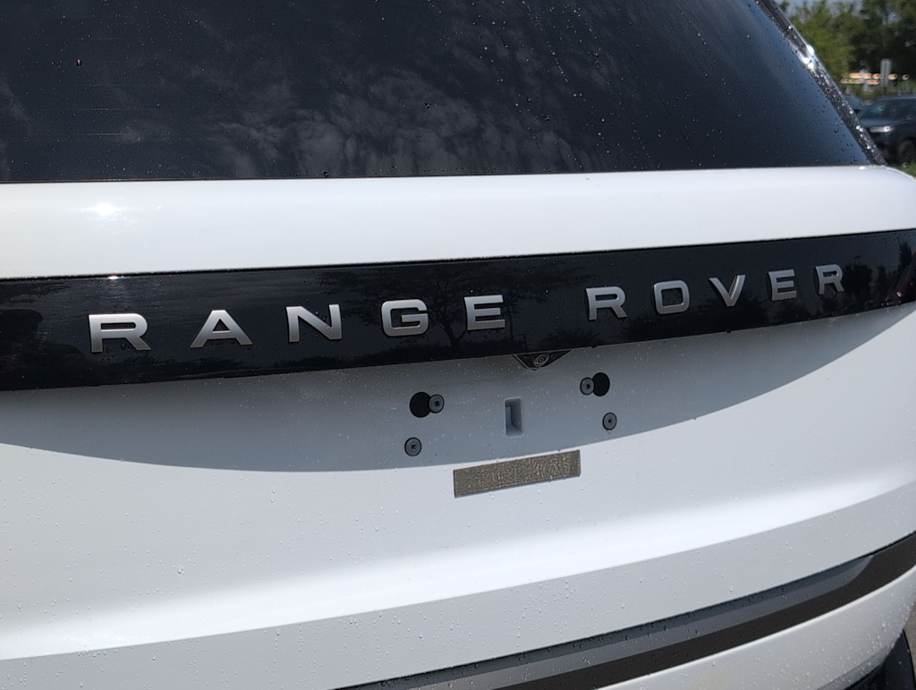 Thumbnail: 2024 Land Rover Range Rover - 22