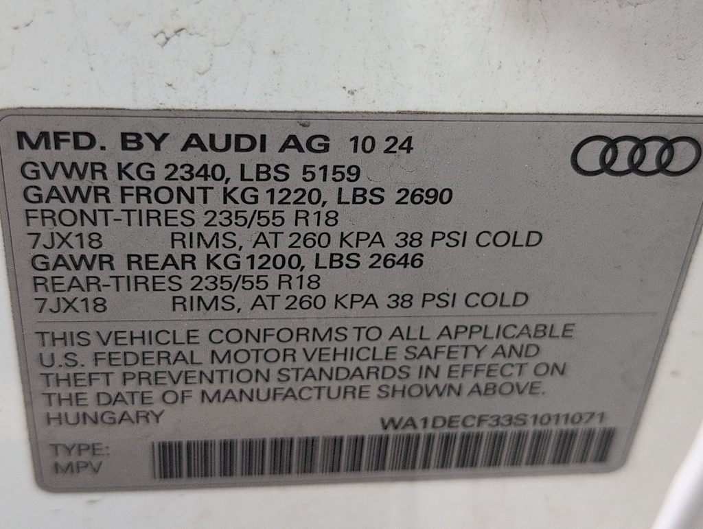 Thumbnail: 2025 Audi Q3 - 19