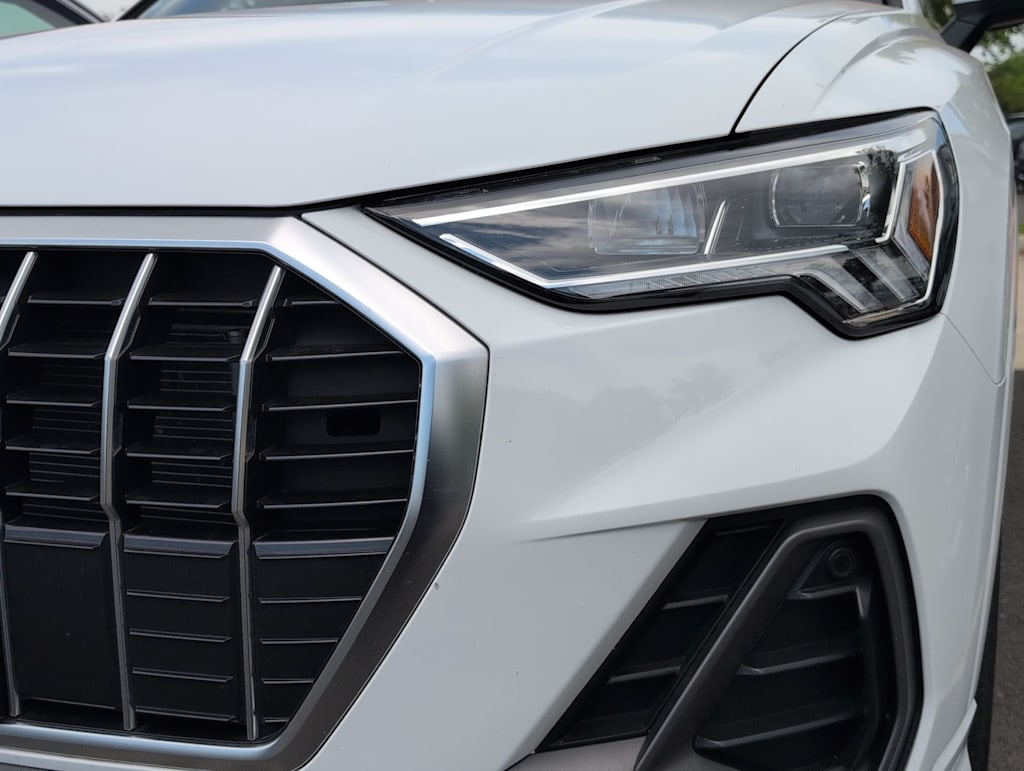 Thumbnail: 2025 Audi Q3 - 24