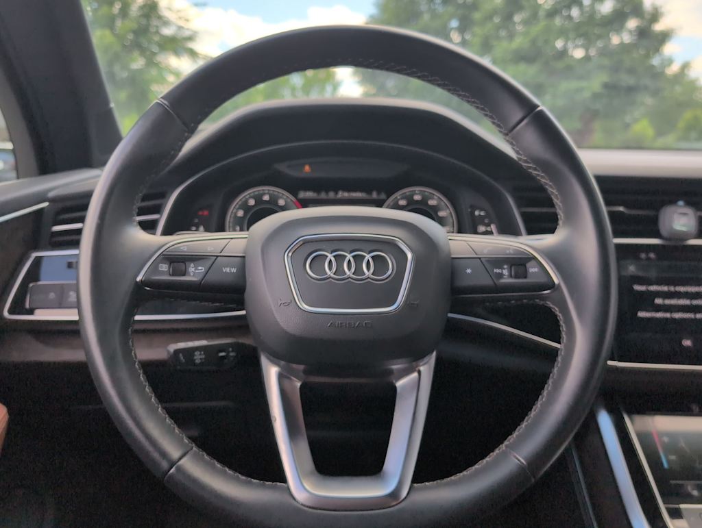 Thumbnail: 2025 Audi Q7 - 13
