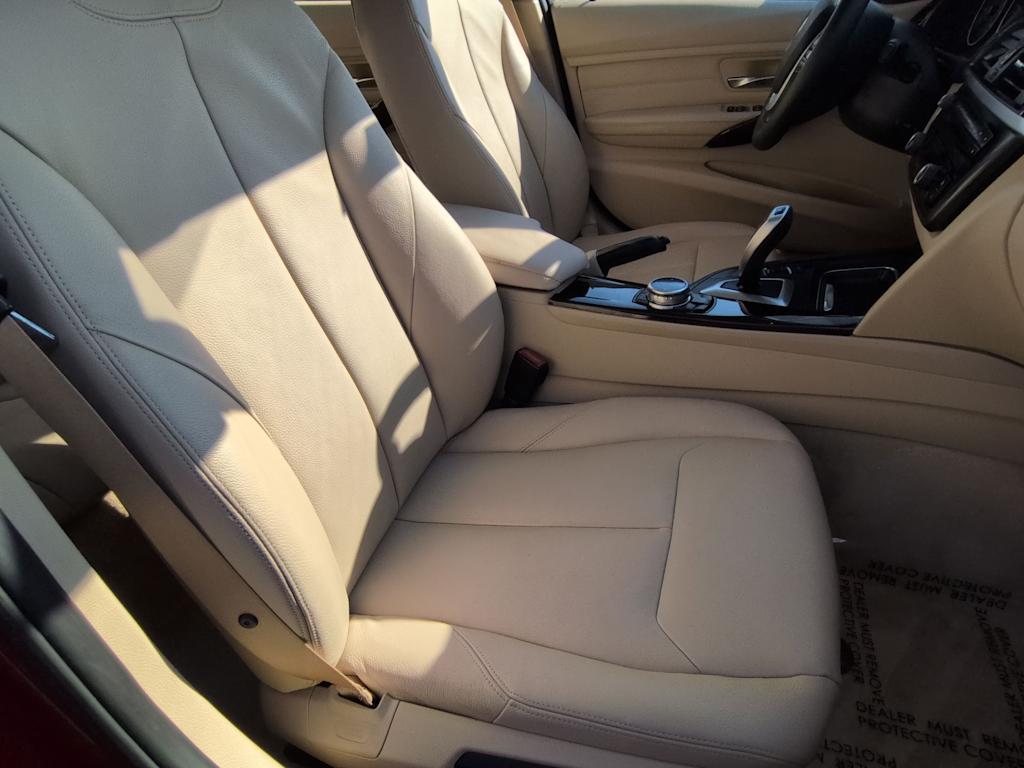 Thumbnail: 2014 BMW 3 Series - 28