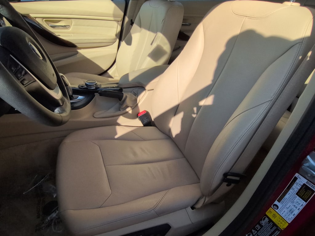 Thumbnail: 2014 BMW 3 Series - 12