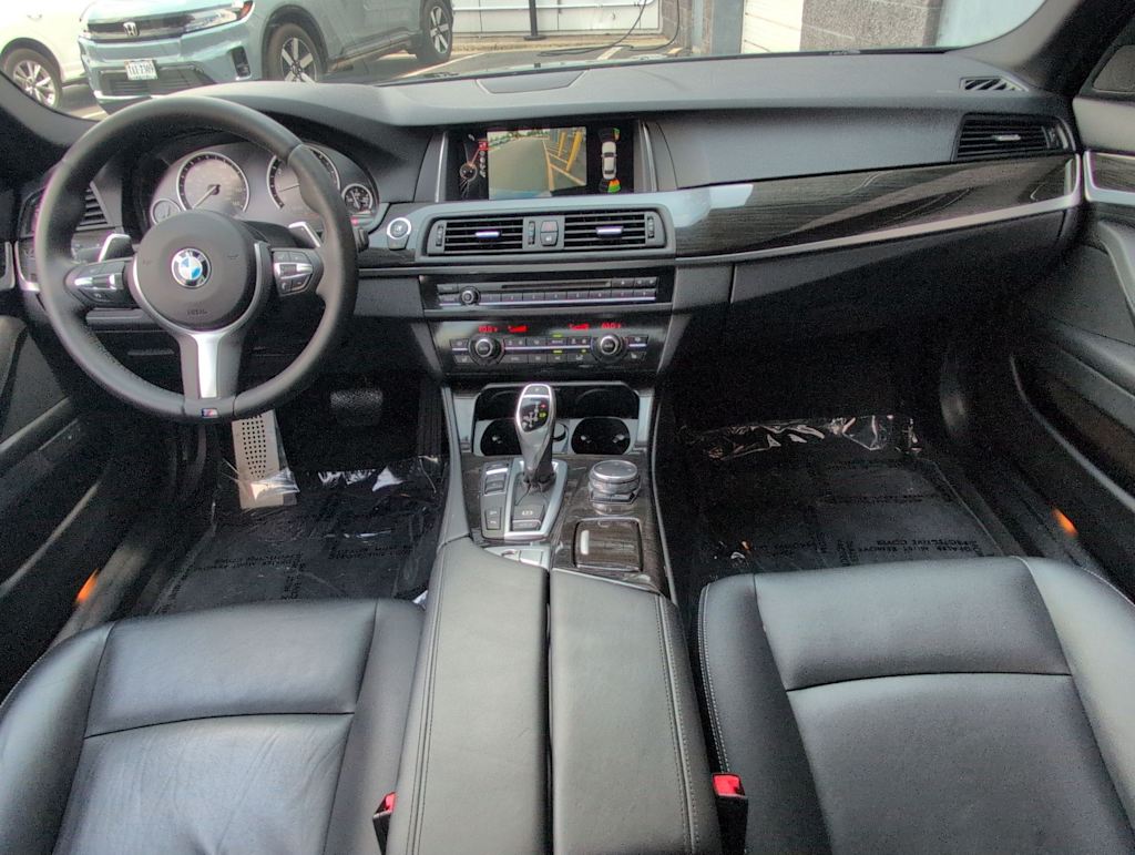 Thumbnail: 2016 BMW 5 Series - 9