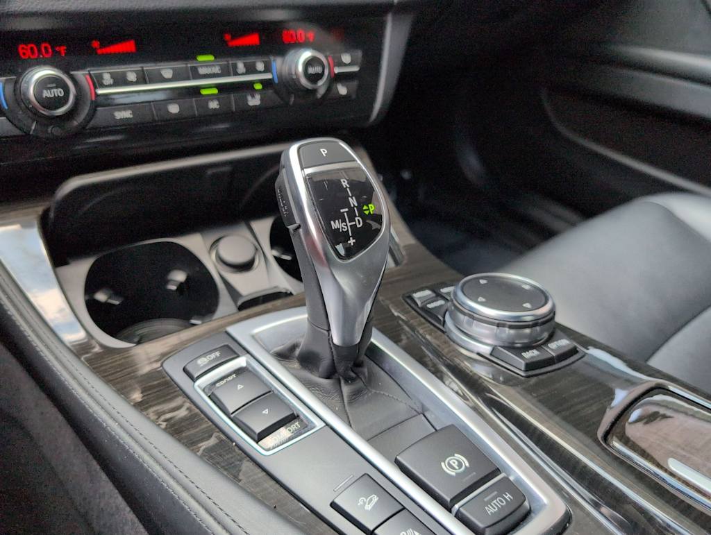 Thumbnail: 2016 BMW 5 Series - 15