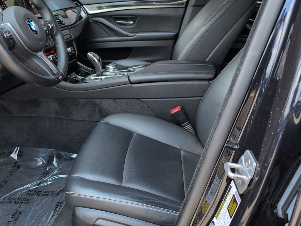 Thumbnail: 2016 BMW 5 Series - 10