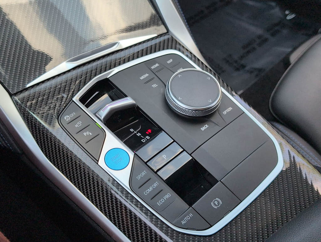 Thumbnail: 2023 BMW i4 - 35