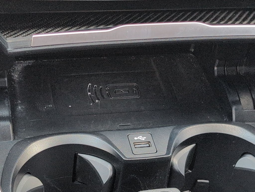 Thumbnail: 2023 BMW i4 - 9
