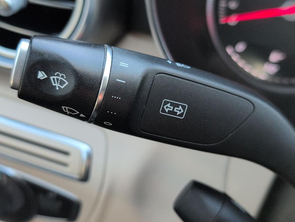 Thumbnail: 2018 Mercedes-Benz C-Class - 31