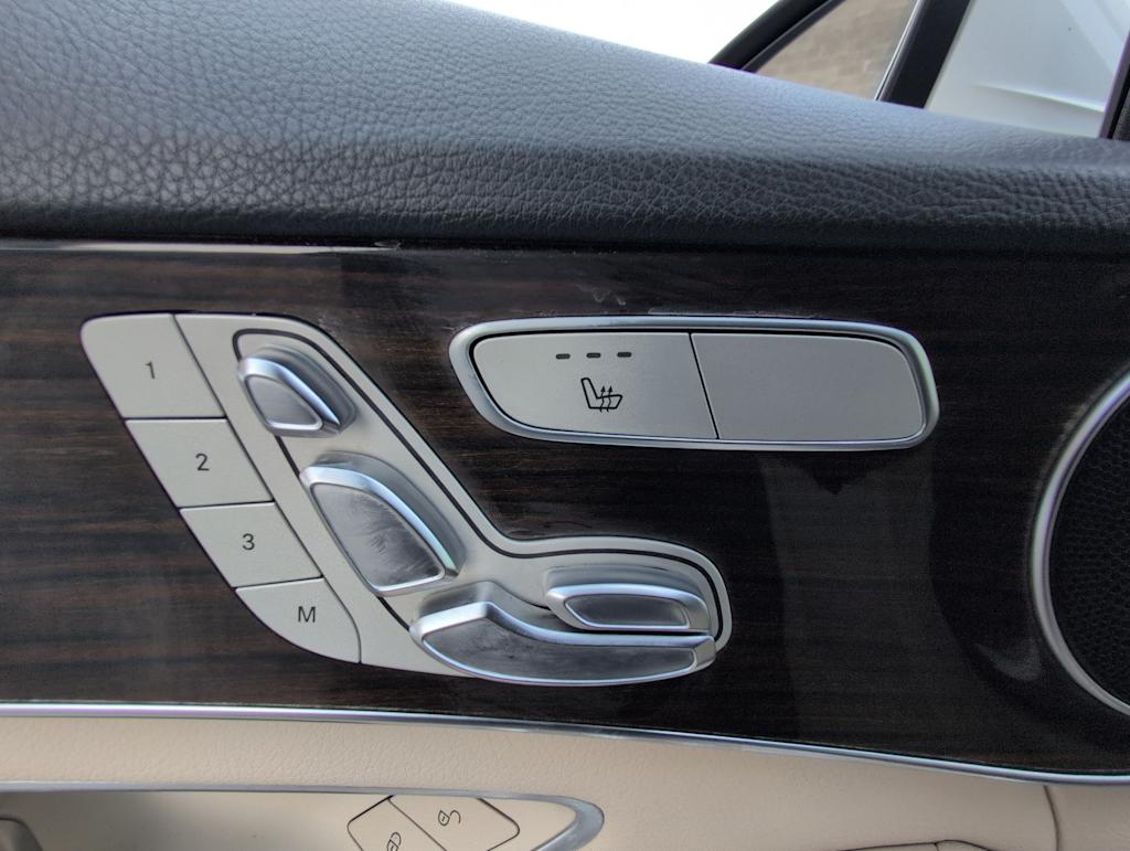 Thumbnail: 2018 Mercedes-Benz C-Class - 25