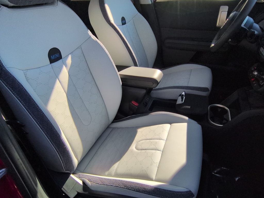 Thumbnail: 2025 MINI Cooper Countryman - 27