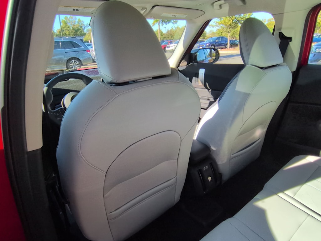 Thumbnail: 2025 MINI Cooper Countryman - 13