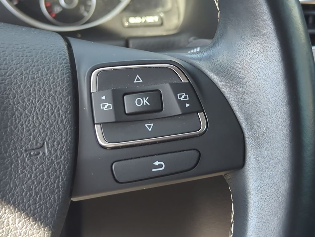 Thumbnail: 2016 Volkswagen Tiguan - 30