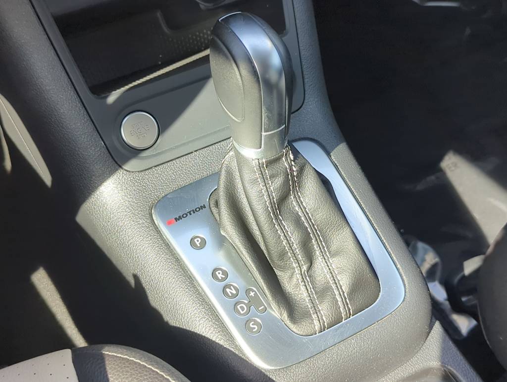 Thumbnail: 2016 Volkswagen Tiguan - 15