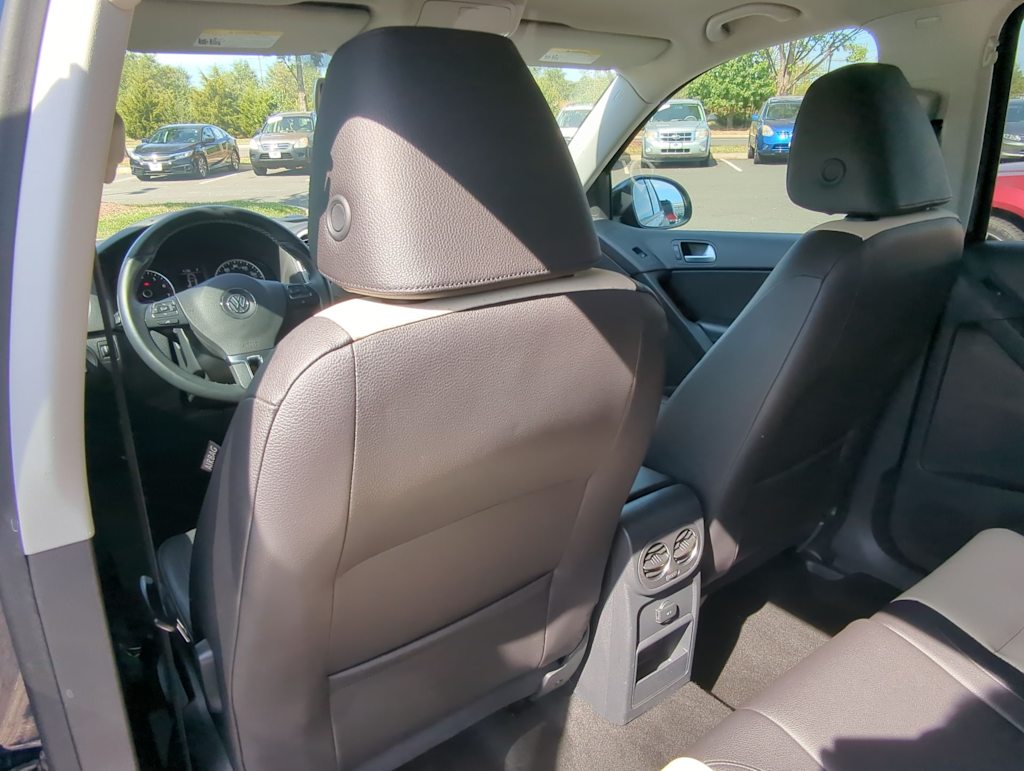 Thumbnail: 2016 Volkswagen Tiguan - 13