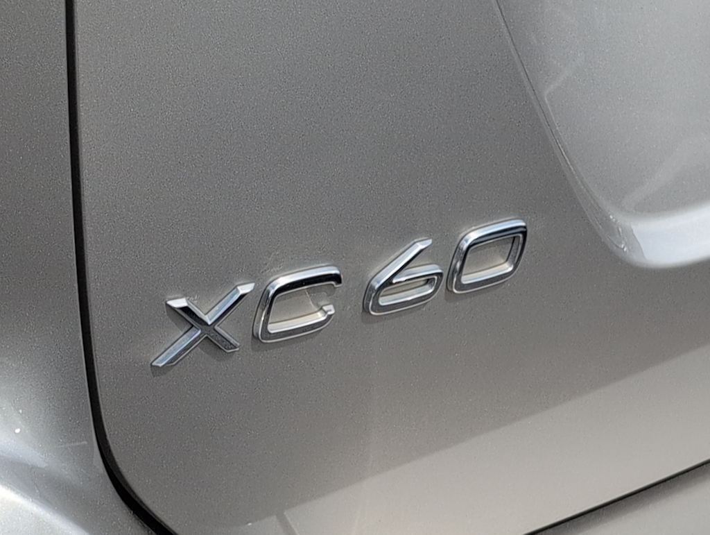 Thumbnail: 2015 Volvo XC60 - 25