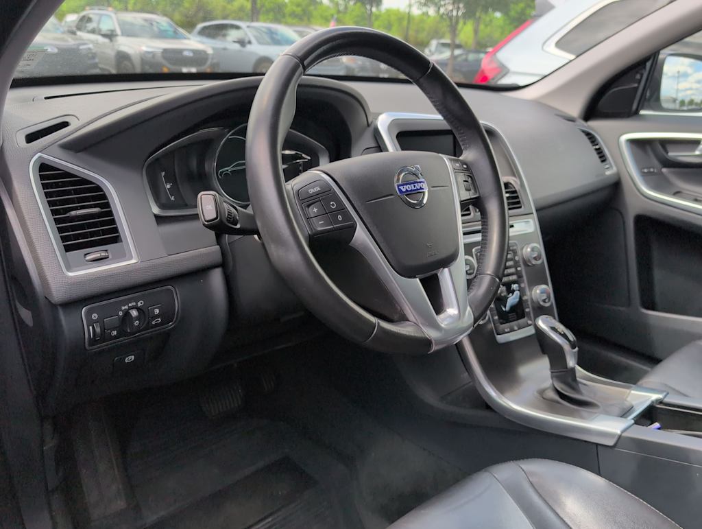 Thumbnail: 2015 Volvo XC60 - 2