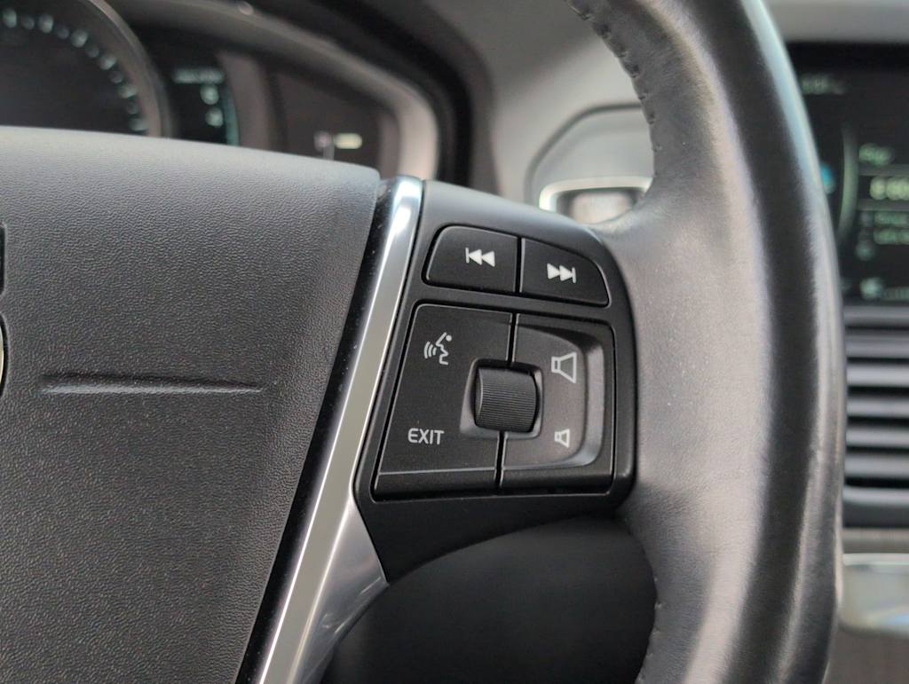 Thumbnail: 2015 Volvo XC60 - 30
