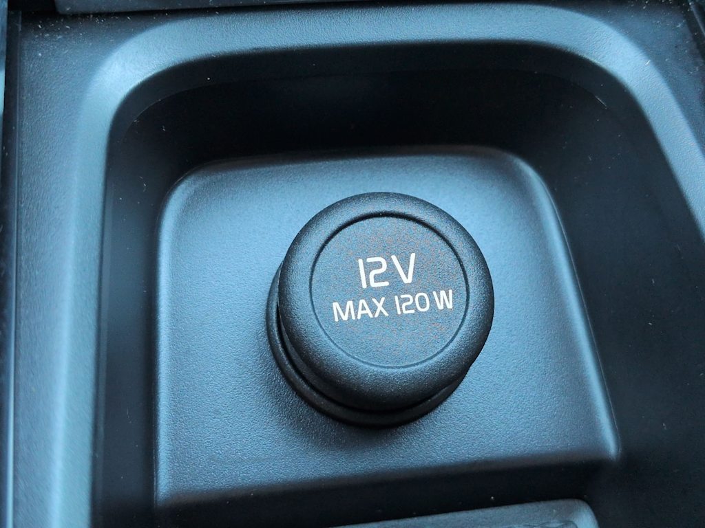 Thumbnail: 2025 Volvo XC60 - 36