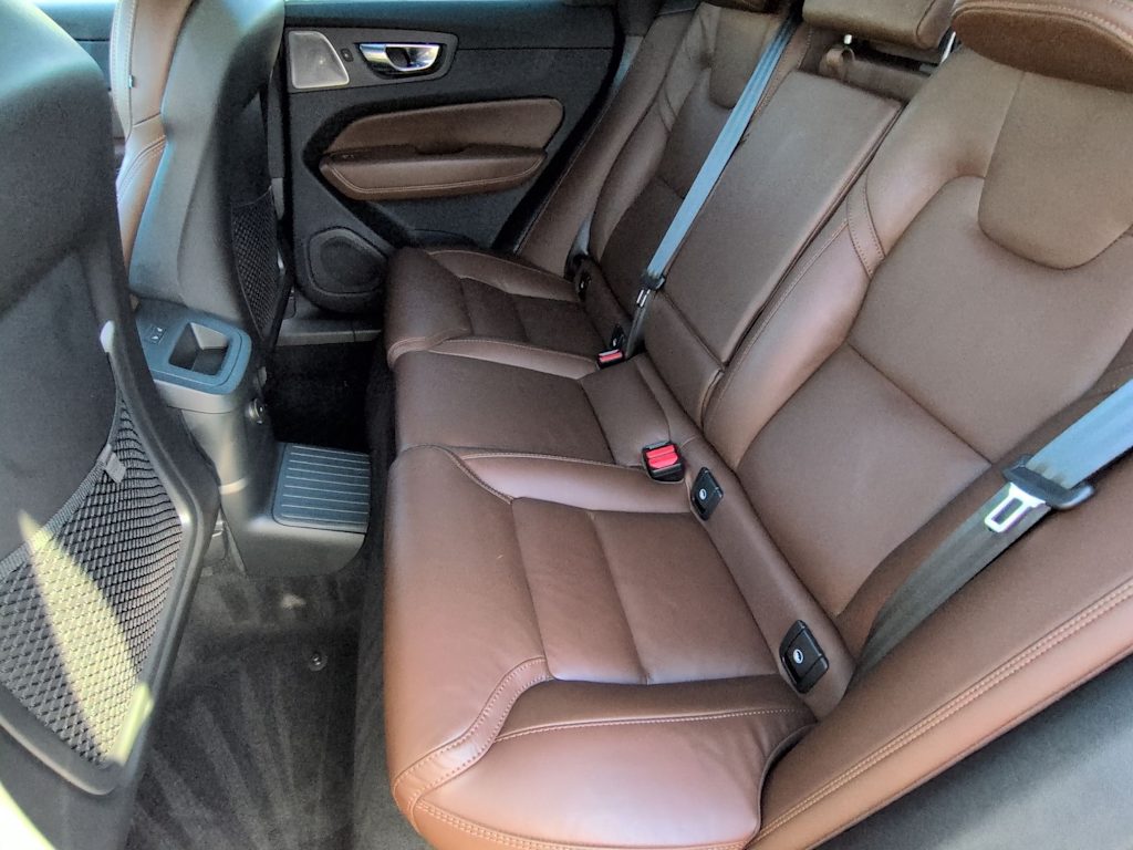 Thumbnail: 2025 Volvo XC60 - 26