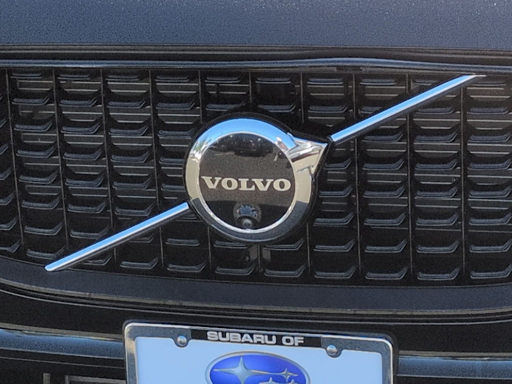 Thumbnail: 2025 Volvo XC60 - 7