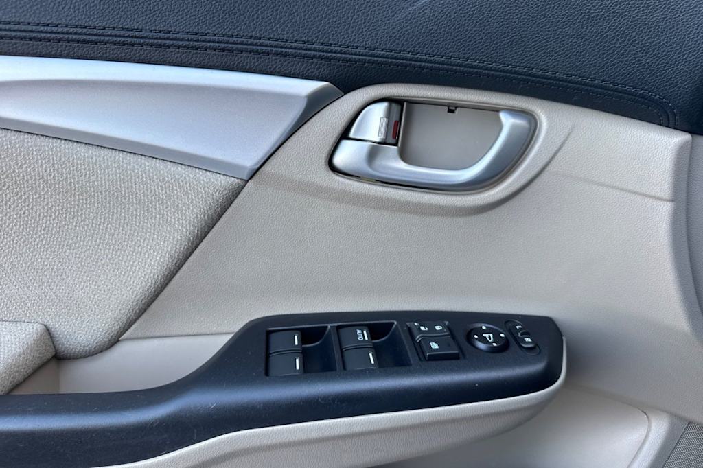 Thumbnail: 2013 Honda Civic - 18