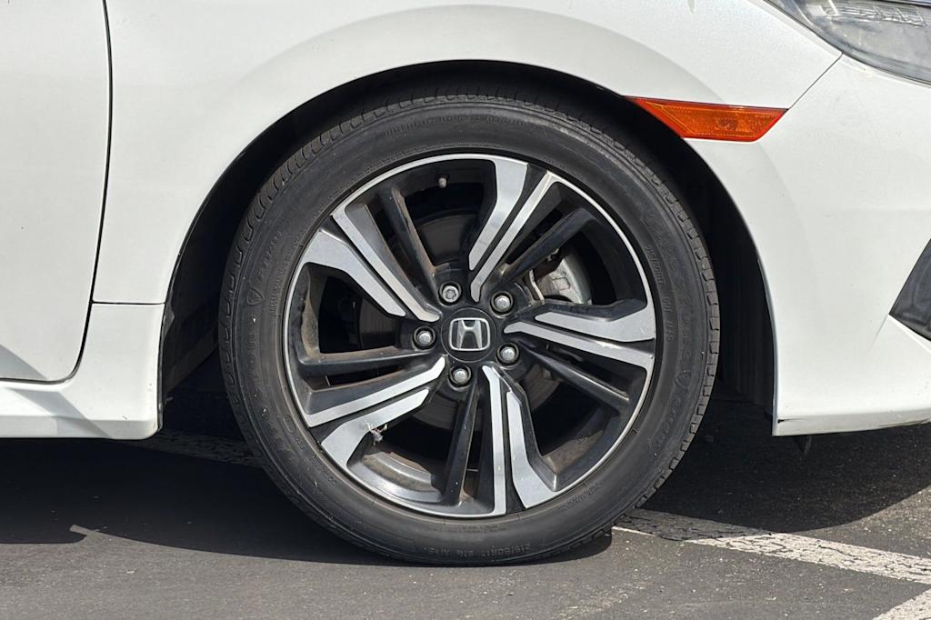 Thumbnail: 2017 Honda Civic - 7