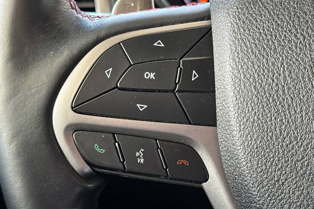 Thumbnail: 2017 Jeep Grand Cherokee - 29