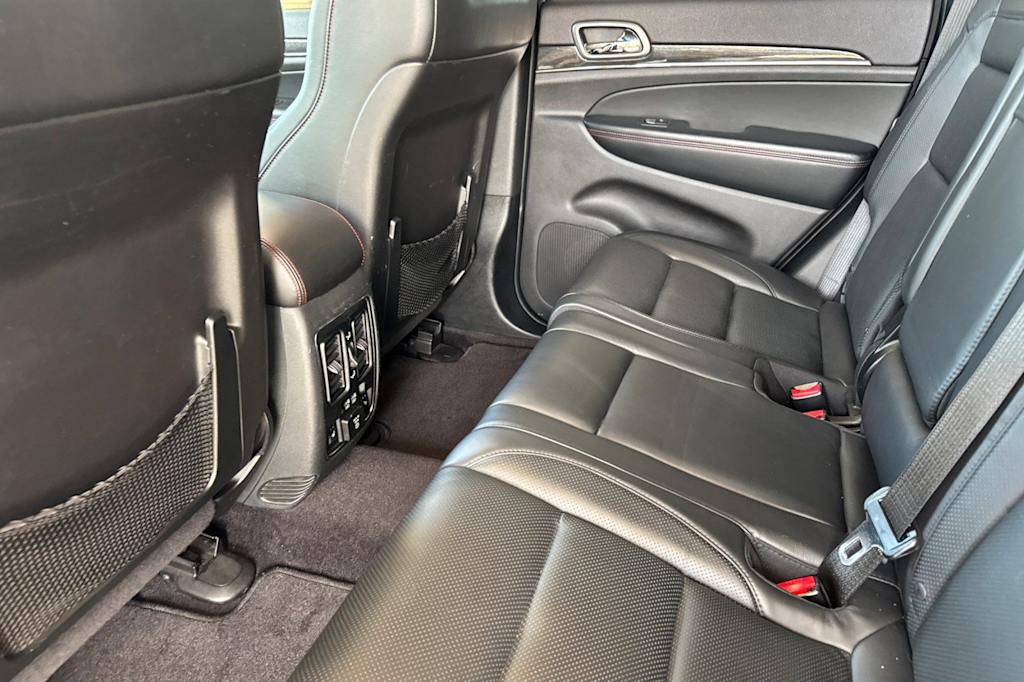 Thumbnail: 2017 Jeep Grand Cherokee - 9