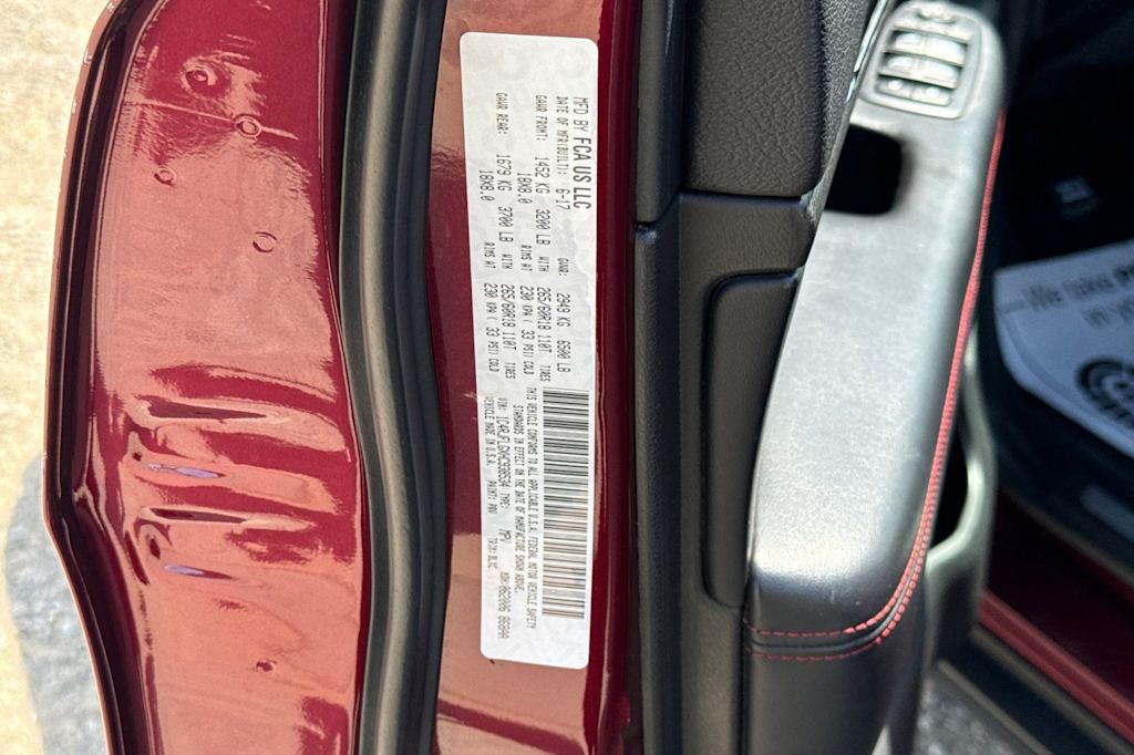 Thumbnail: 2017 Jeep Grand Cherokee - 16