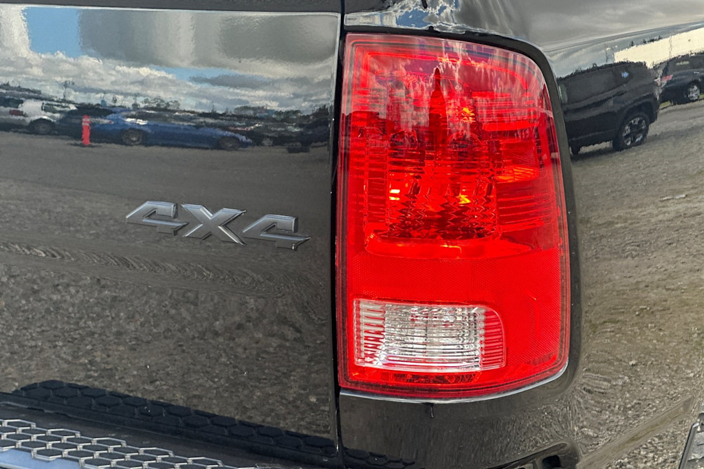 Thumbnail: 2019 RAM 1500 - 30