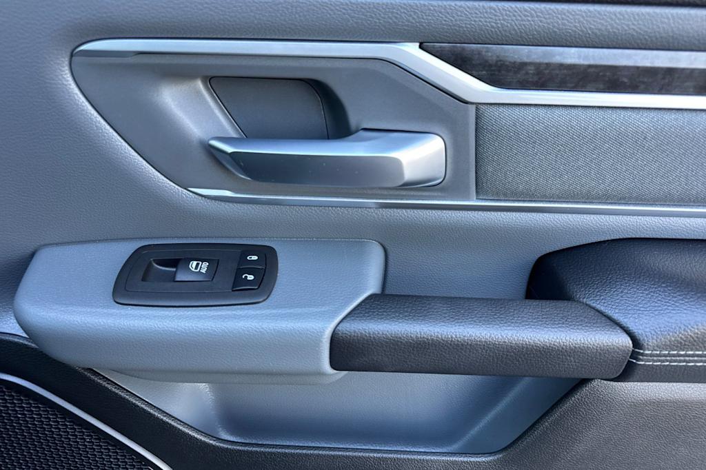 Thumbnail: 2022 RAM 1500 - 23